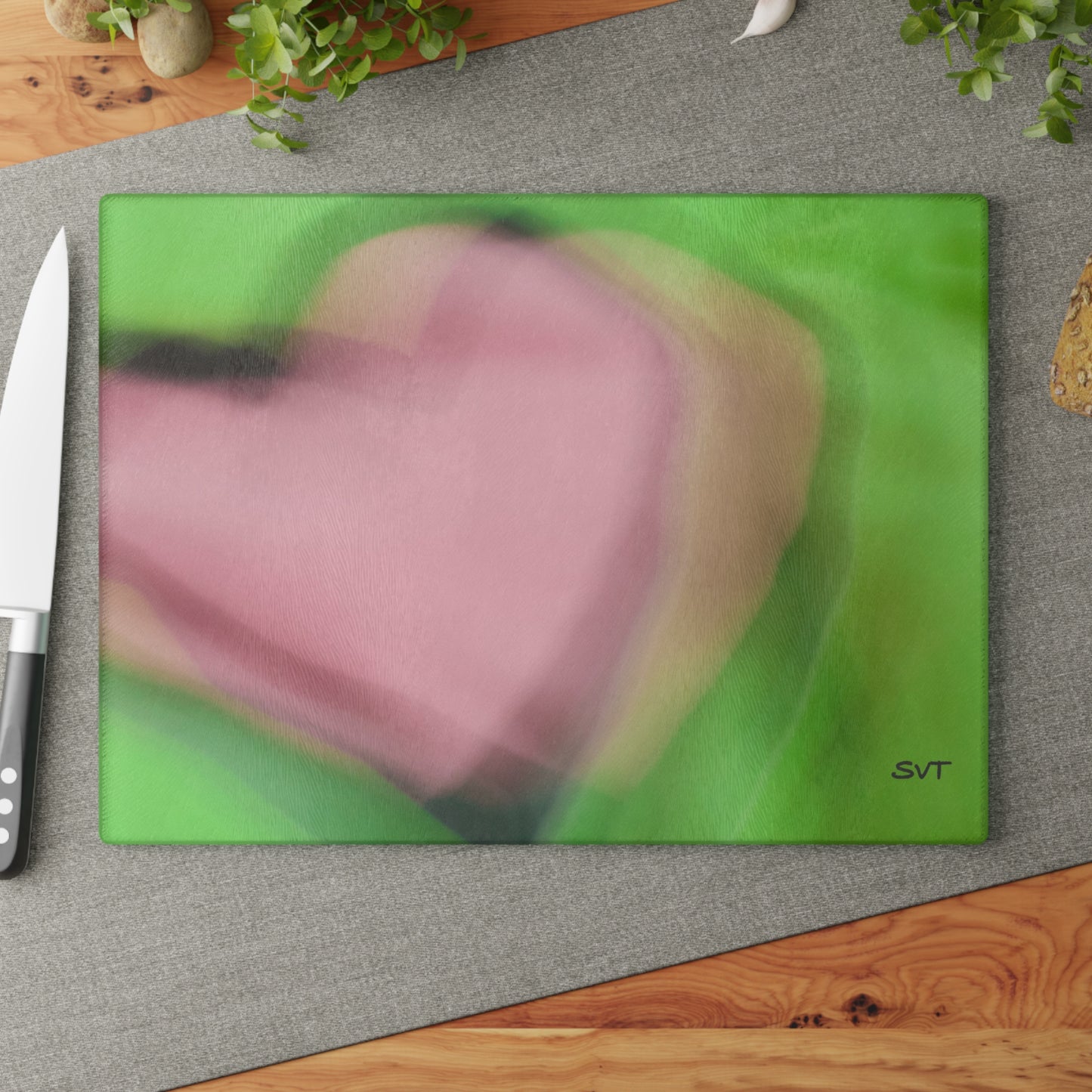 PINK HEART - Artistic Glass Cutting Board - Unique Kitchen Decor, Modern Chef Gift, Housewarming Present, Vibrant Kitchen Accessory, Abstract Photography Art Design